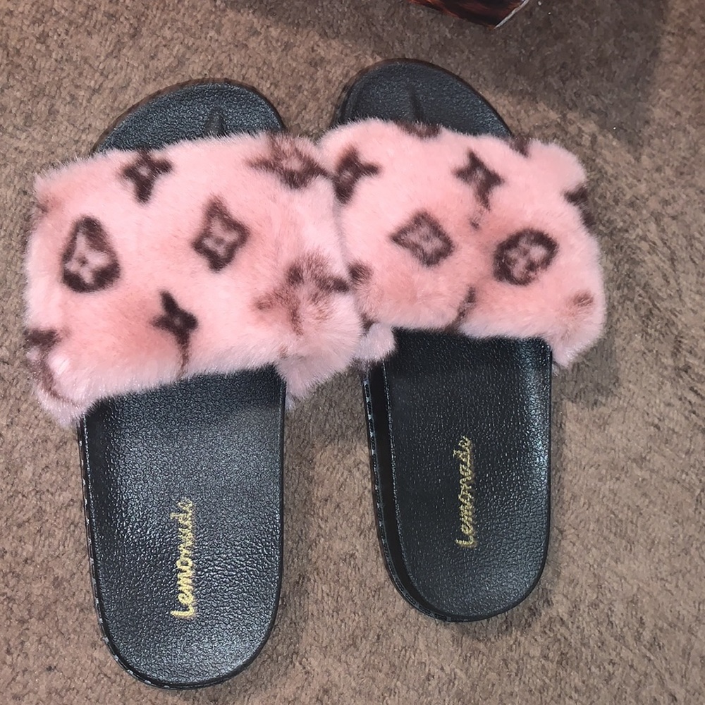 LEMONADE Base style Sandal 💗🖤💗 - Picture 4 of 7